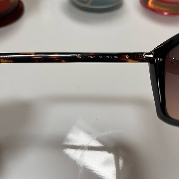 Quay Australia Set in stone Tortoise Shell Cat-Eye Sunglasses
